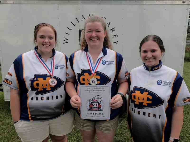 Bowhunter women's team getting first-place: Anna Carraway, Kathryn Freeman and Emilia Miceli.